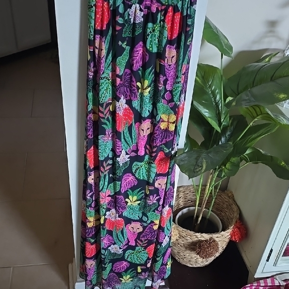 Floral Maxi Dress - Picture 4 of 5